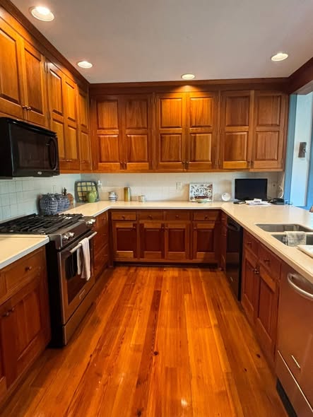 Professionally cleaned kitchen