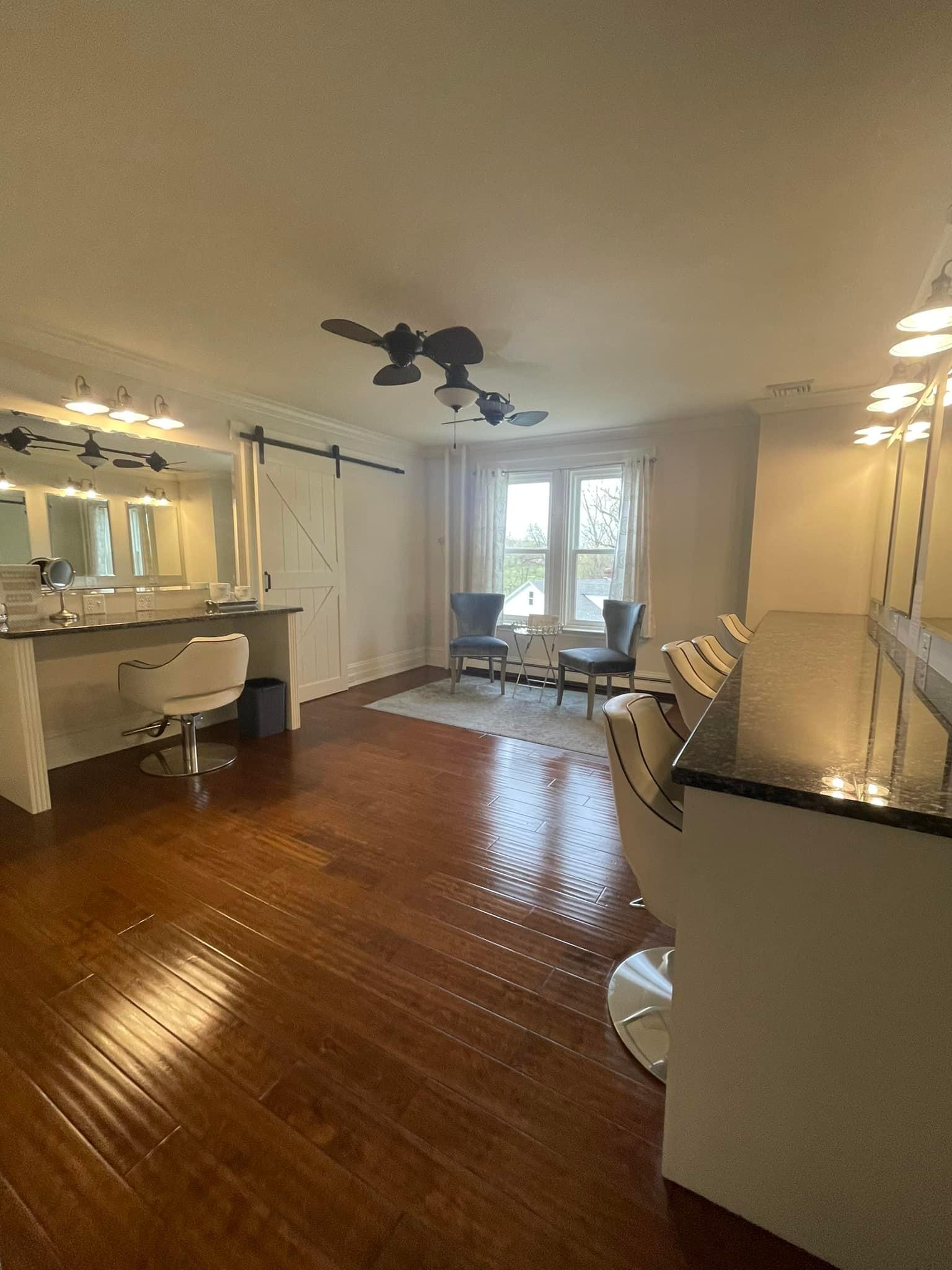 Guest-ready short-term rental space